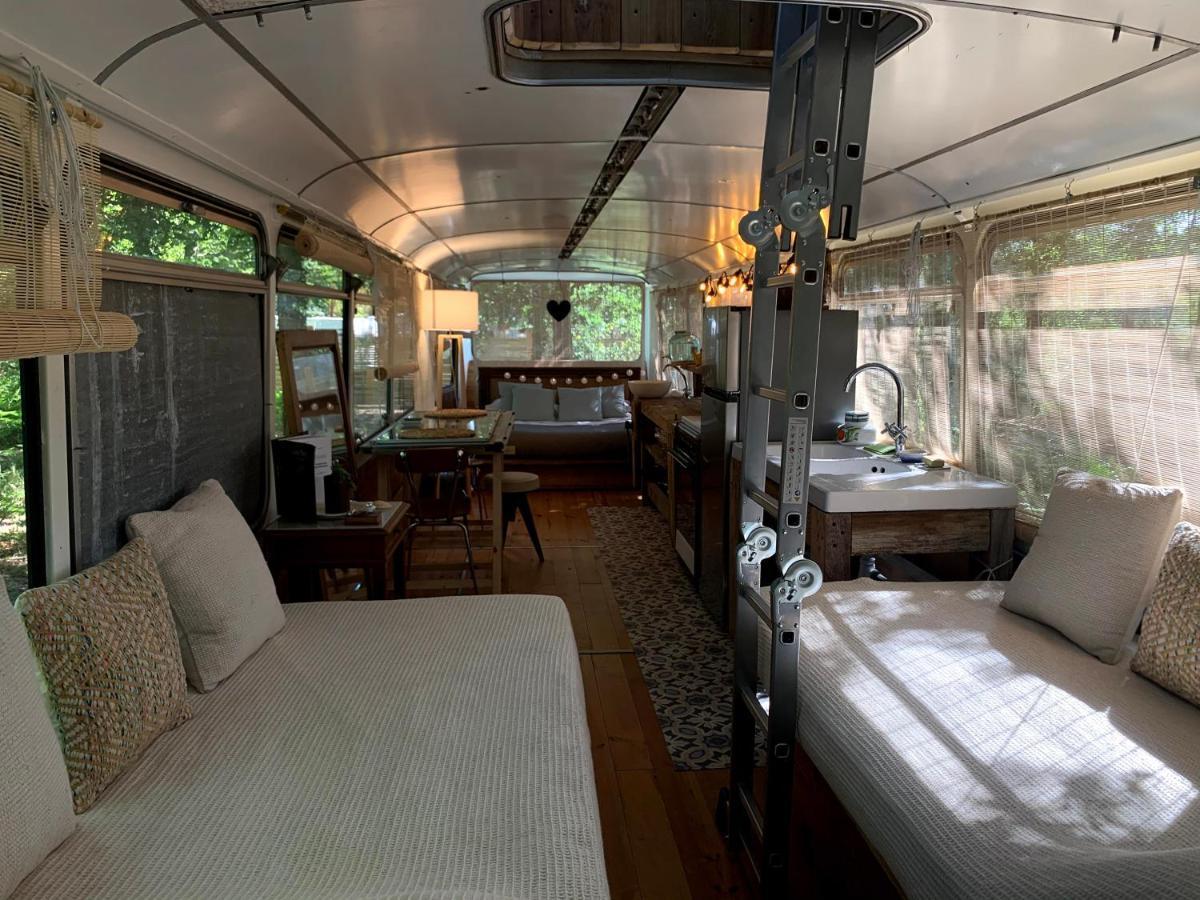 Magic Roof Top Bus With Big Bath In The Tree Forest! 米尼赞海滩 外观 照片